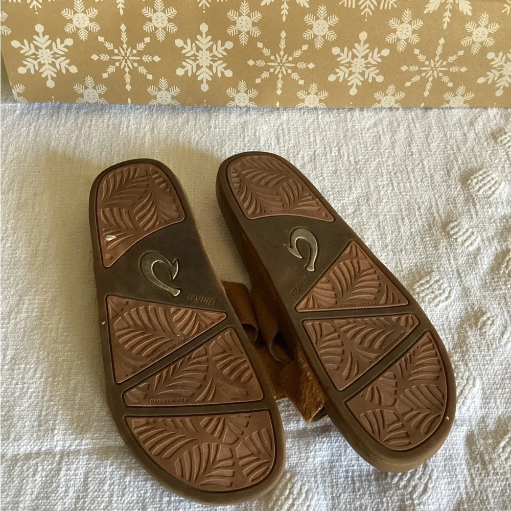 Olukai Kipe OHO Leather pony hair sandals-SZ 9